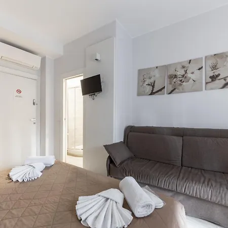 Chezromyk The Kosher B&B-3